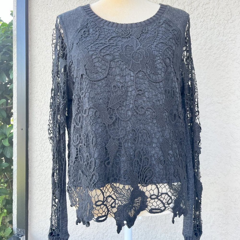 Free People Pretty Rad Lace Split Back Sweater Sz S Gray Crochet - Picture 7 of 16